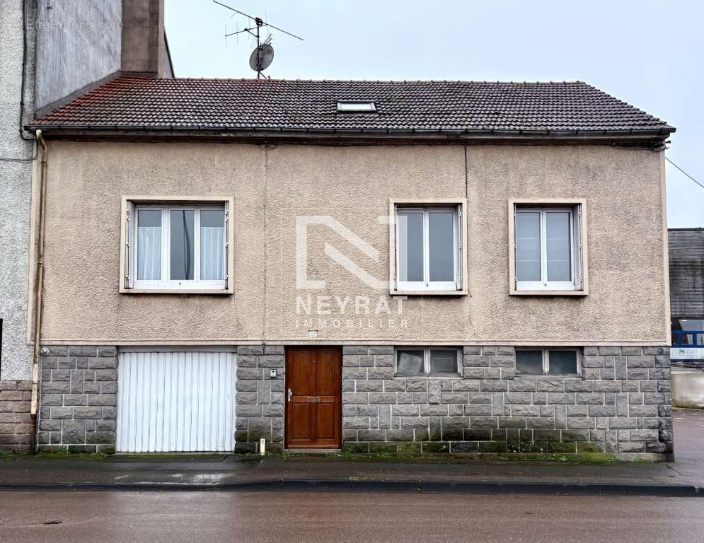 Maison à AUTUN