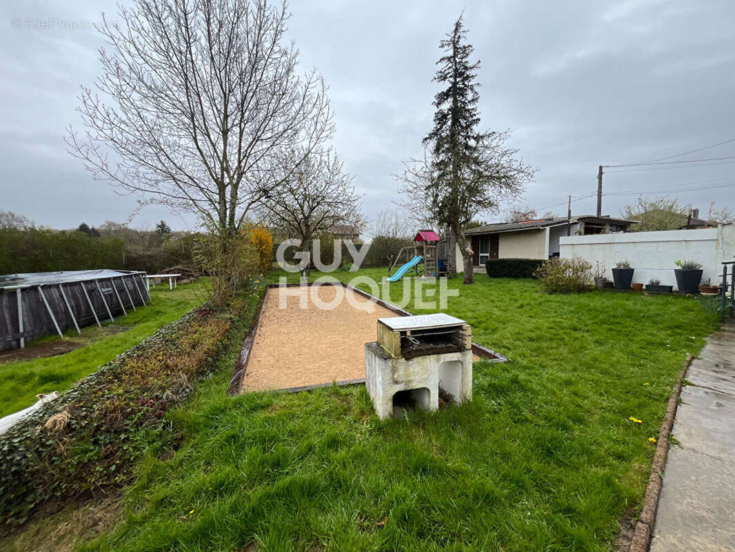 Maison à BOURG-EN-BRESSE