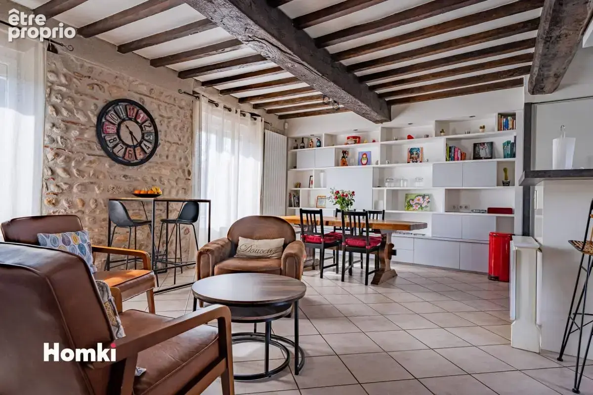 Magnifique maison de village t7 de 176m2 avec cour, carport et garage – 01150 blyes - photo 3
