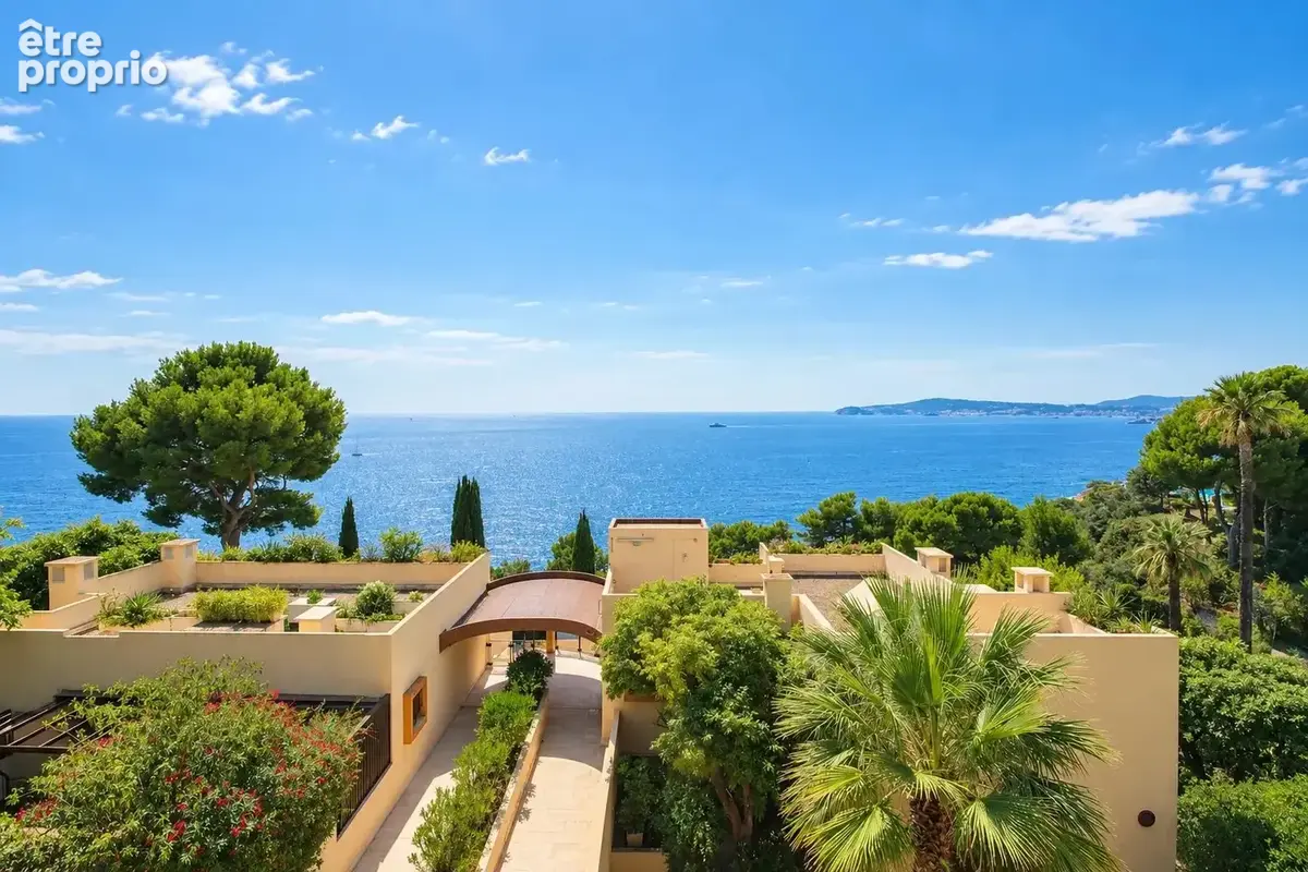 Cap d'ail "mala" - 3p 80m² - terrasse 35m² - garage - cave - vue mer panoramique - piscines - photo 13
