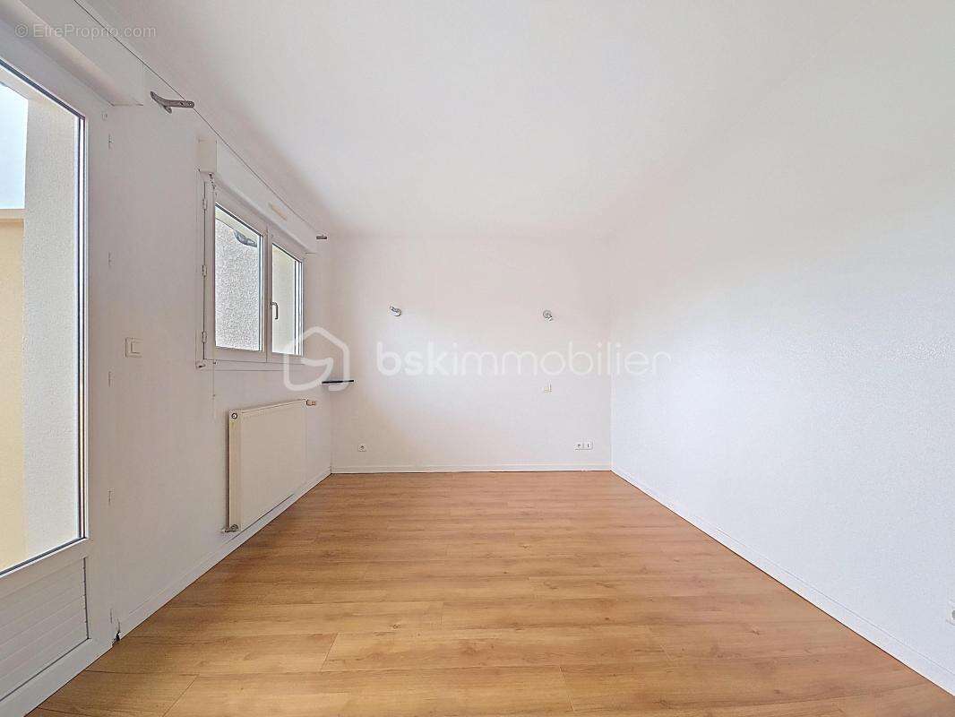 Maison à LIVRY-GARGAN