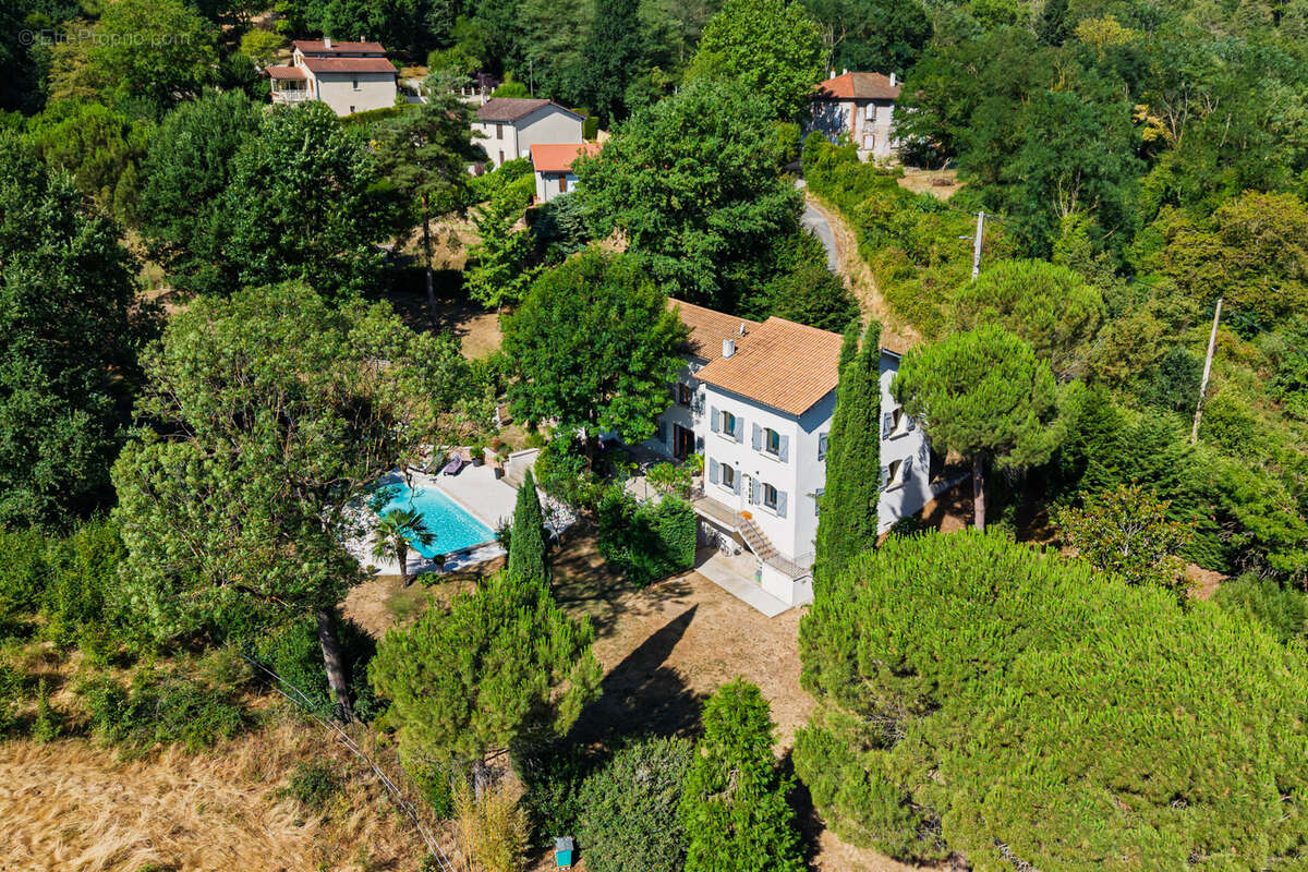 Maison à SOURCIEUX-LES-MINES