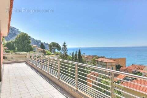 Appartement à MENTON