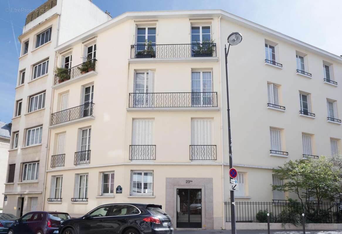 Photo 2 - Appartement à PARIS-16E