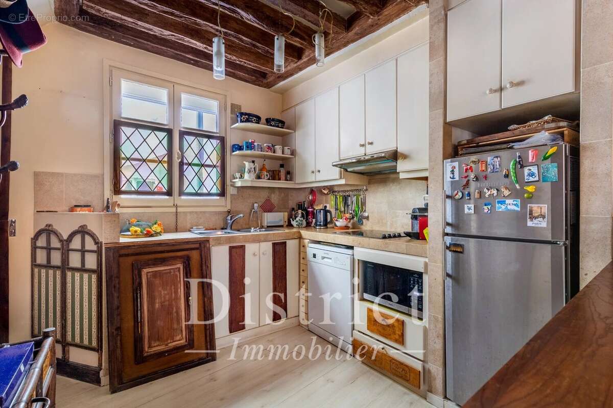 Appartement à PARIS-4E