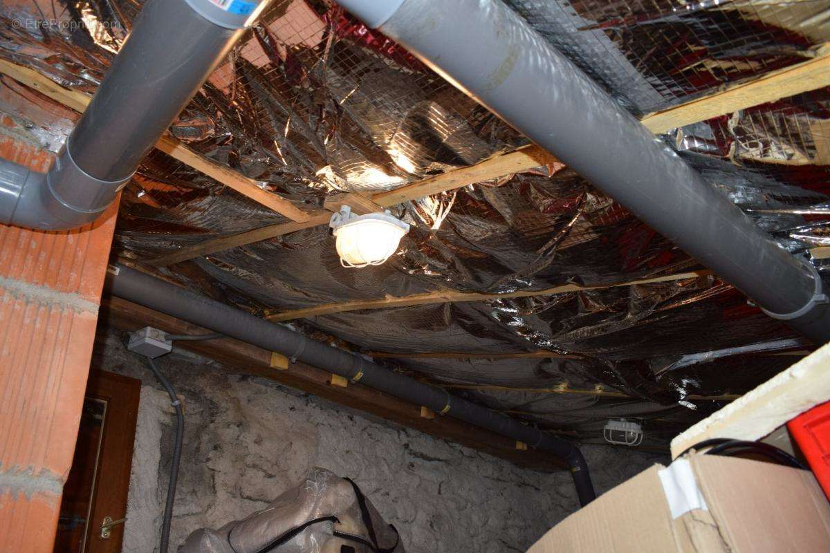 Maison à CAMPAGNA-DE-SAULT