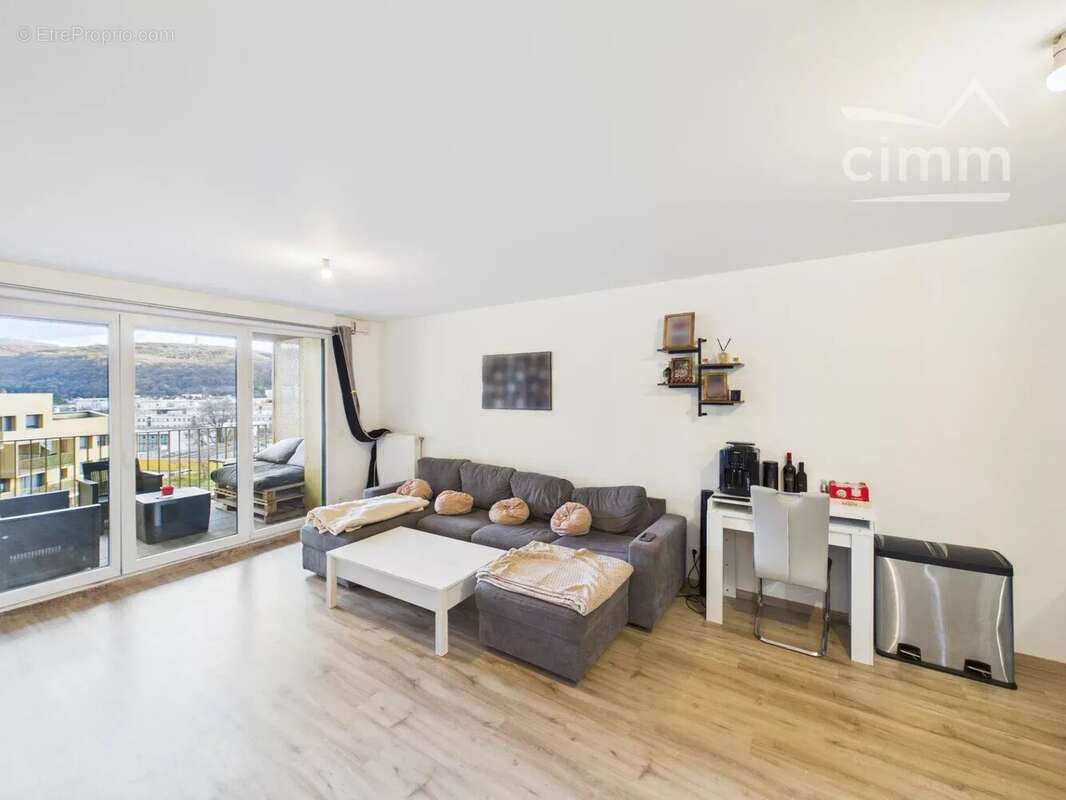 Appartement à ECHIROLLES