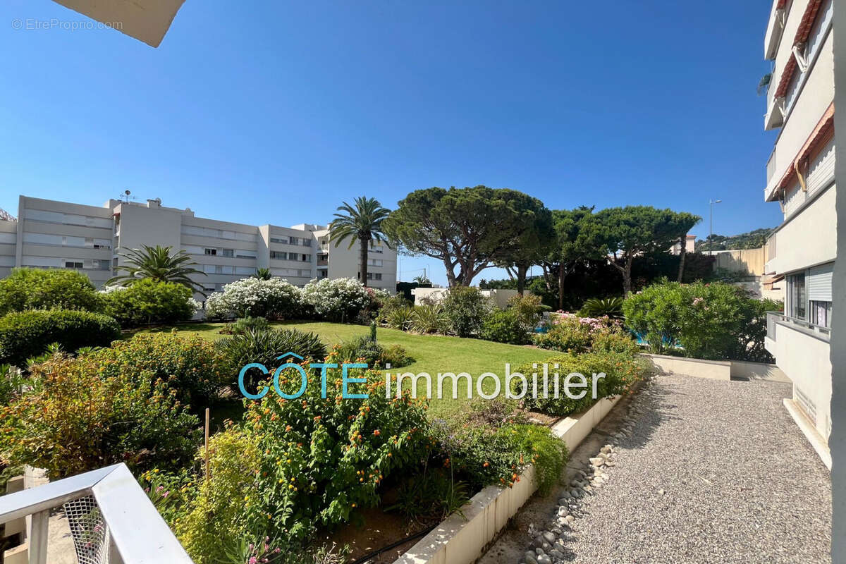 Appartement 80 m² à Vallauris  - photo 2