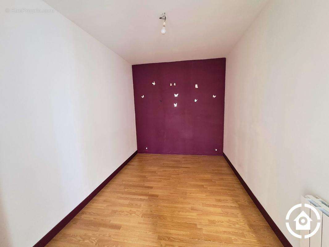 Maison à SAINTE-SEVERE