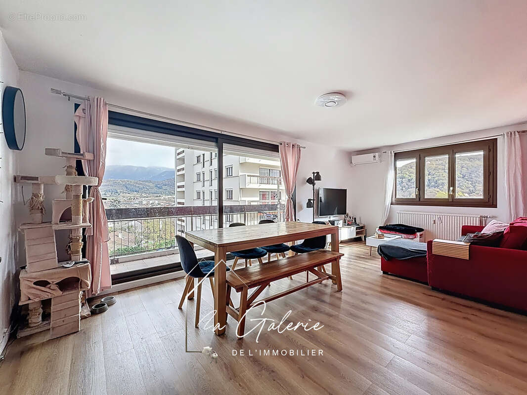 Appartement à ECHIROLLES