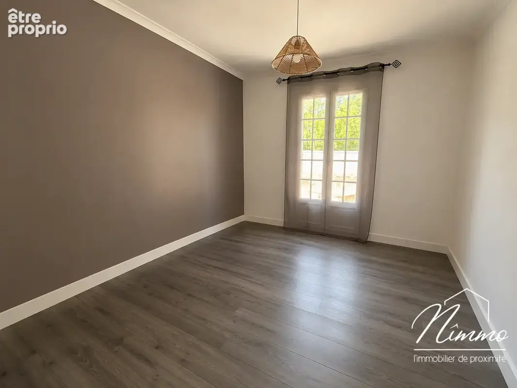 Nîmes carreau de lanes - villa  avec piscine garage et terrain arbore en exclusivite - photo 8