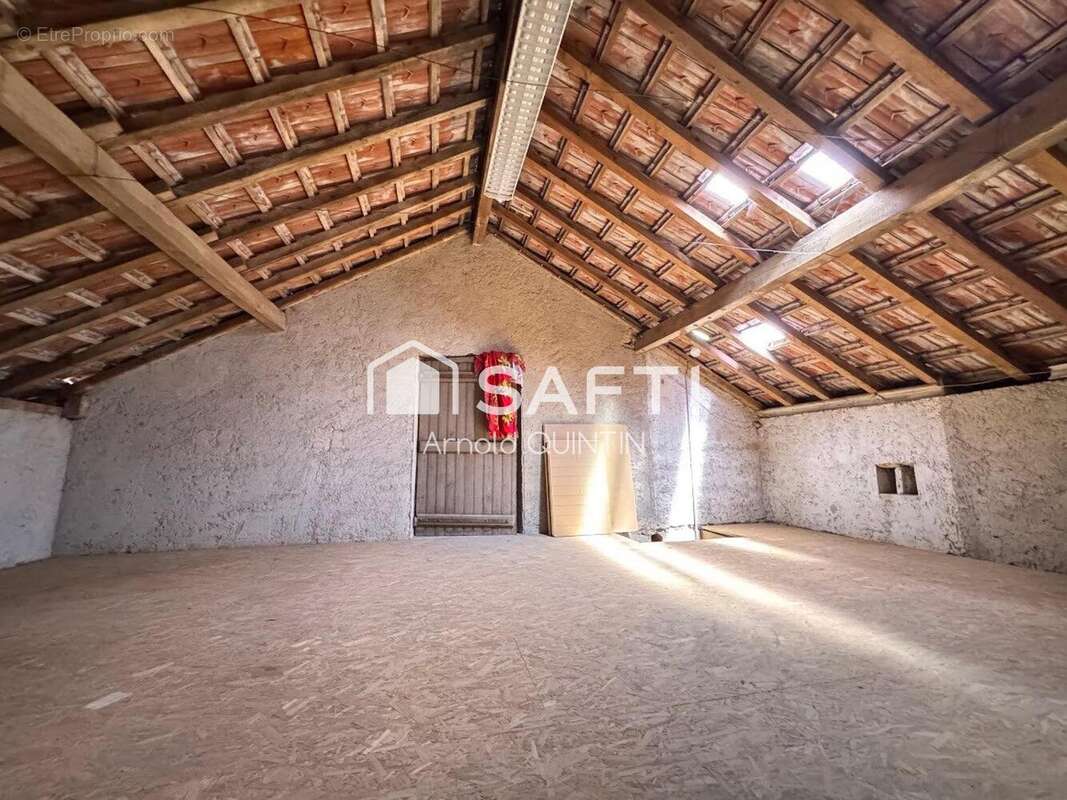 Photo 7 - Maison à ETAIN