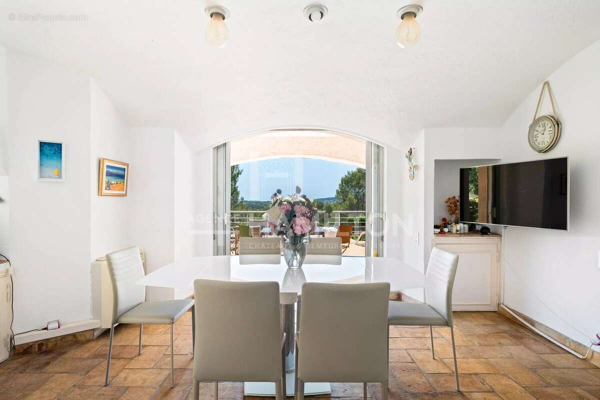 Maison à BIOT