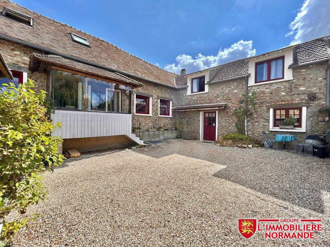 Maison à CHAUFOUR-LES-BONNIERES