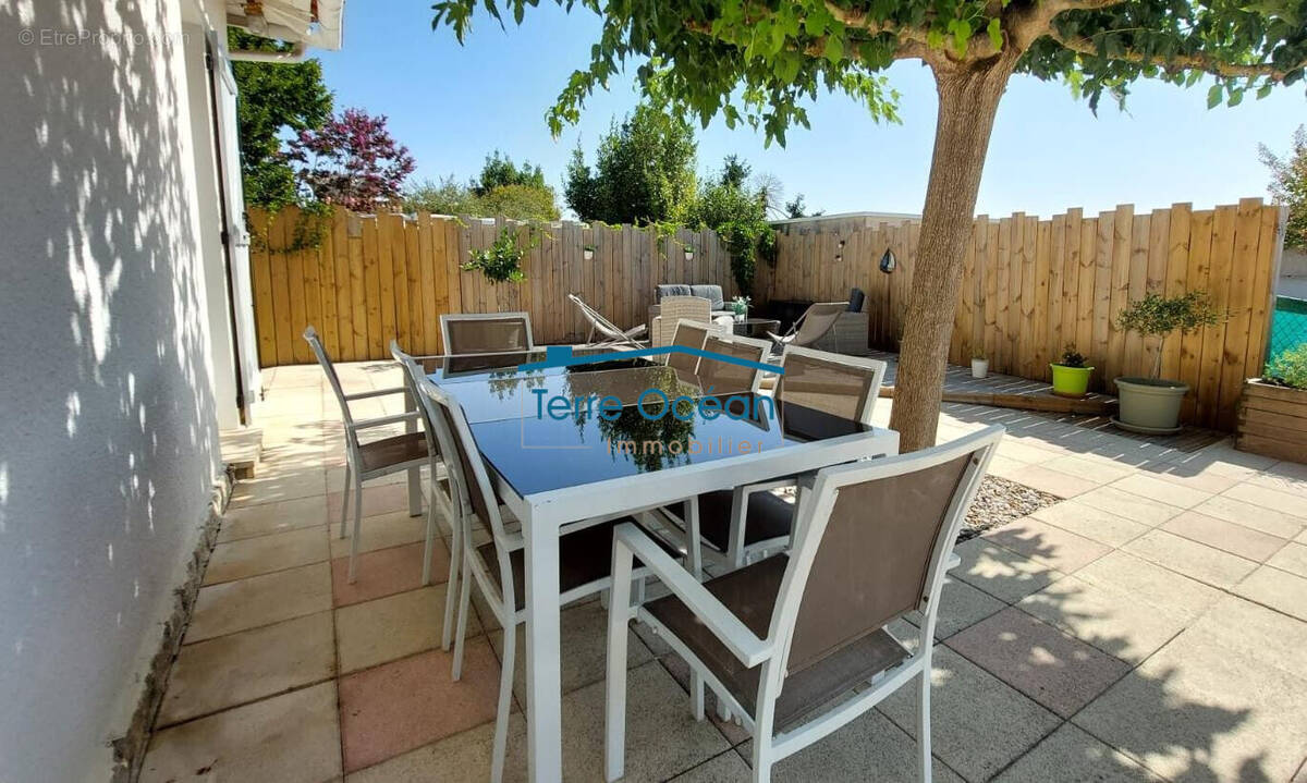 Maison 130 m² à Royan  - photo 2