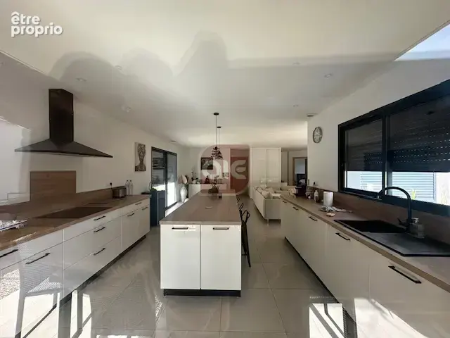 Montarnaud villa T5 - photo 2