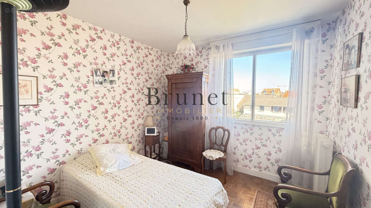 Appartement à SAINT-MAUR-DES-FOSSES