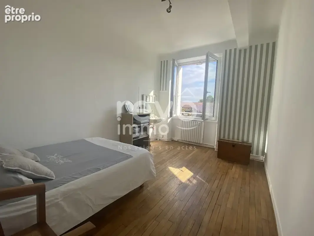 Grande maison de bourg - photo 12