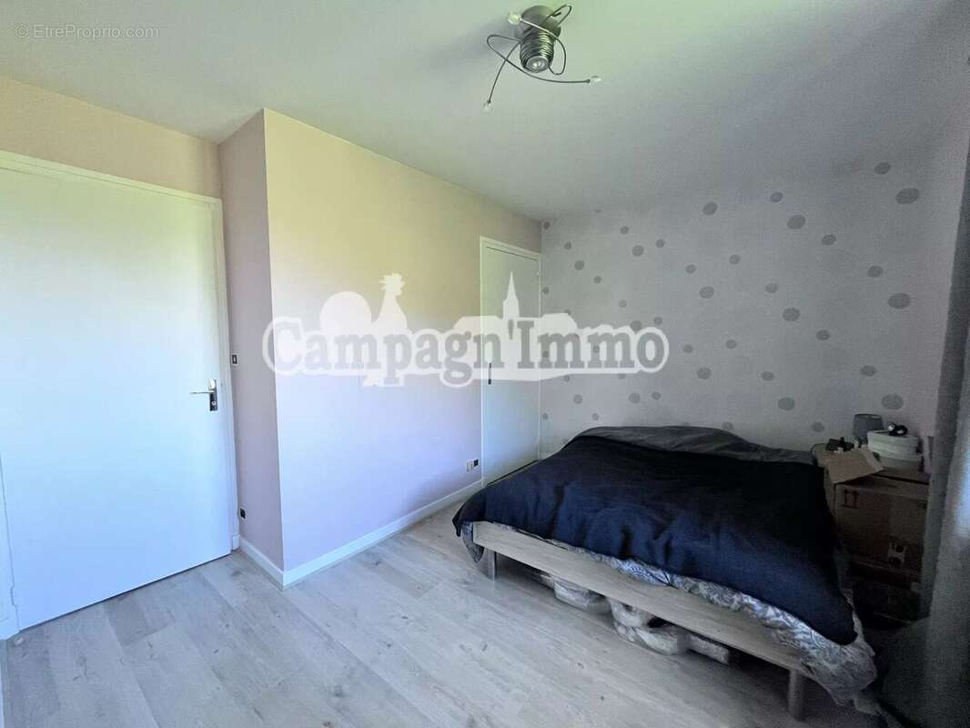 Maison à SAINT-FORGEUX