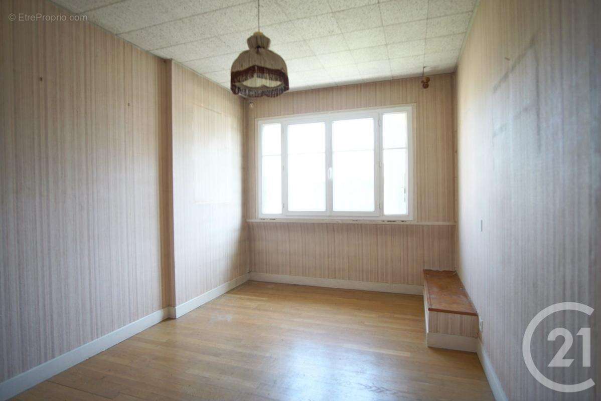 Maison à BONNEUIL-SUR-MARNE