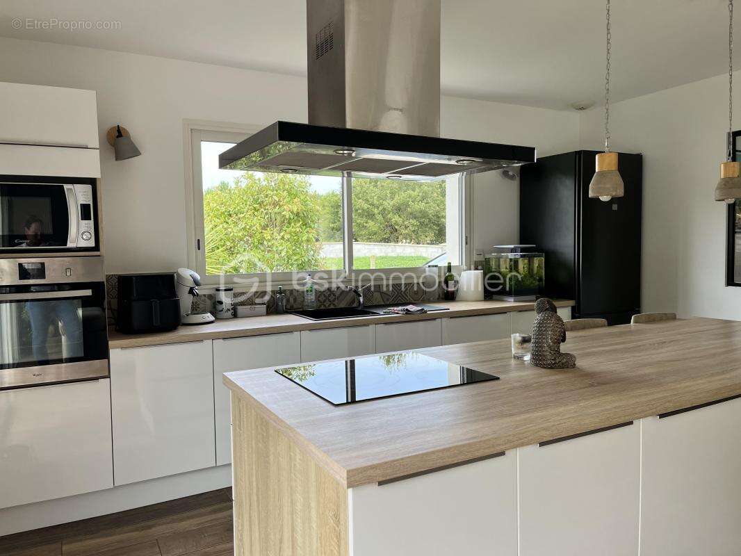 Maison à GRAYAN-ET-L&#039;HOPITAL