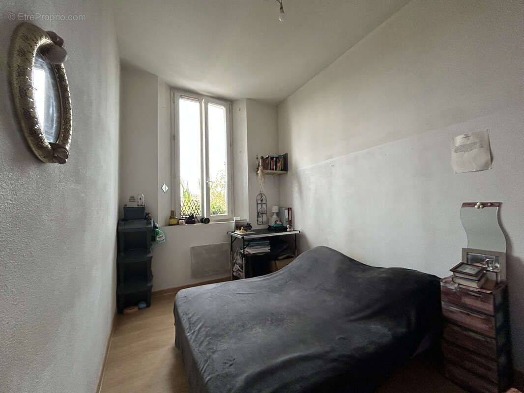 Appartement à LEZIGNAN-CORBIERES