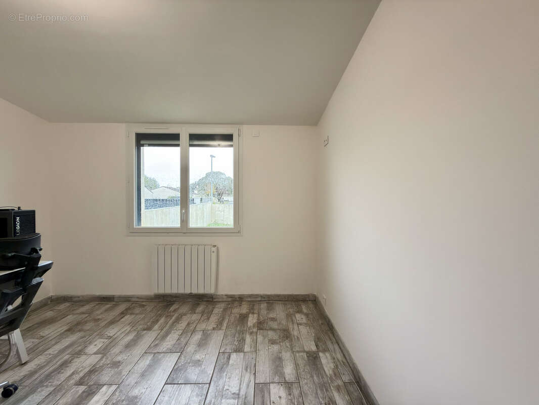 Maison à SAINT-CHRISTOPHE-DU-LIGNERON