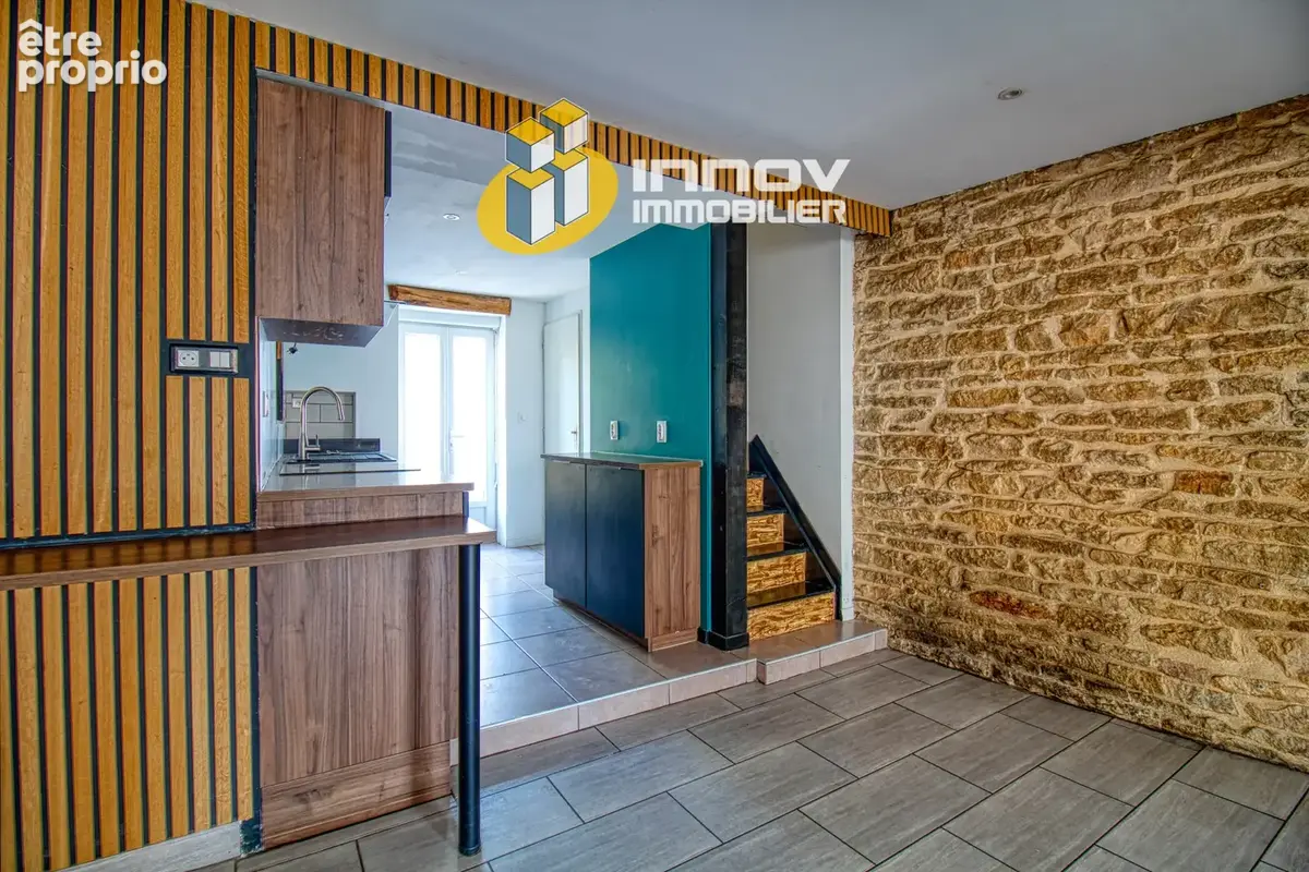 Maison de ville + dépendances - photo 6