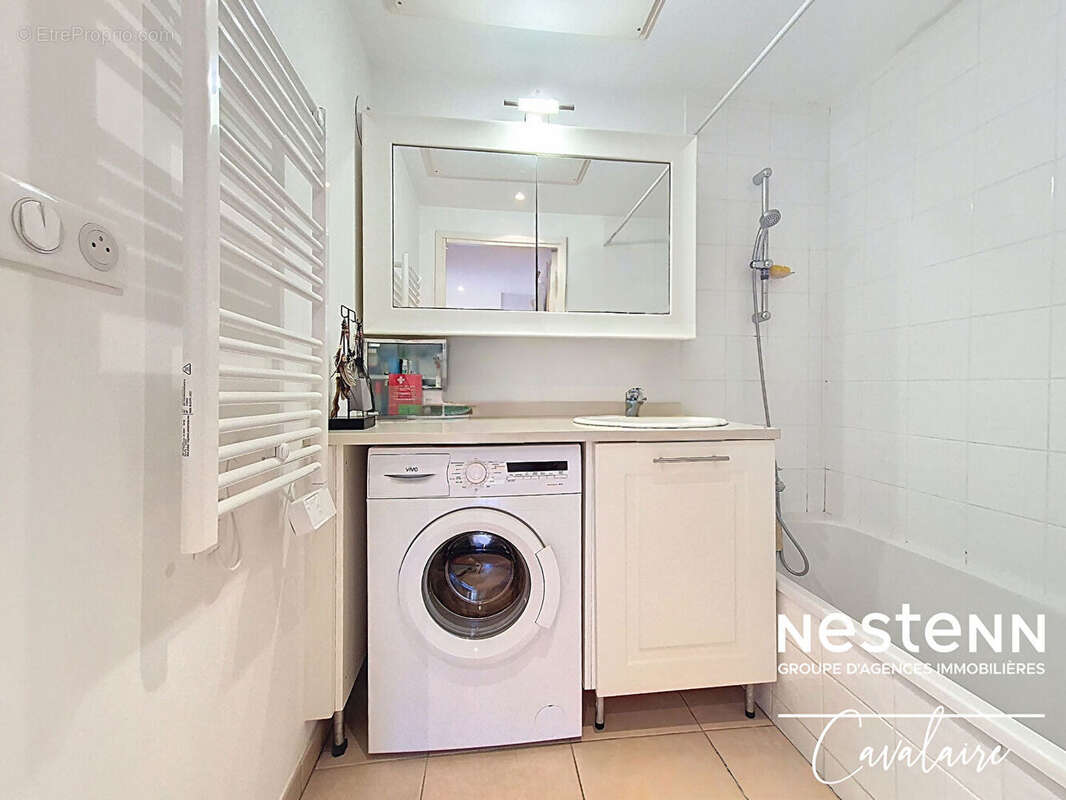 Appartement à LA CROIX-VALMER