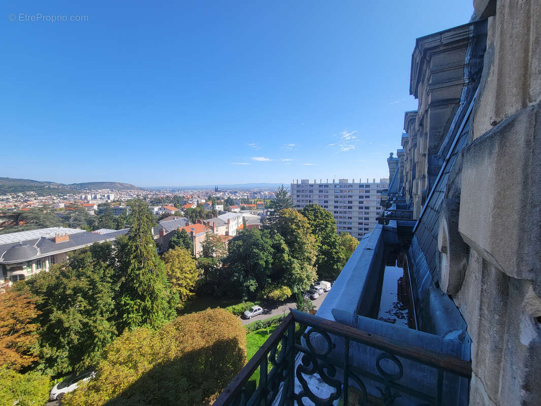 Appartement à CHAMALIERES