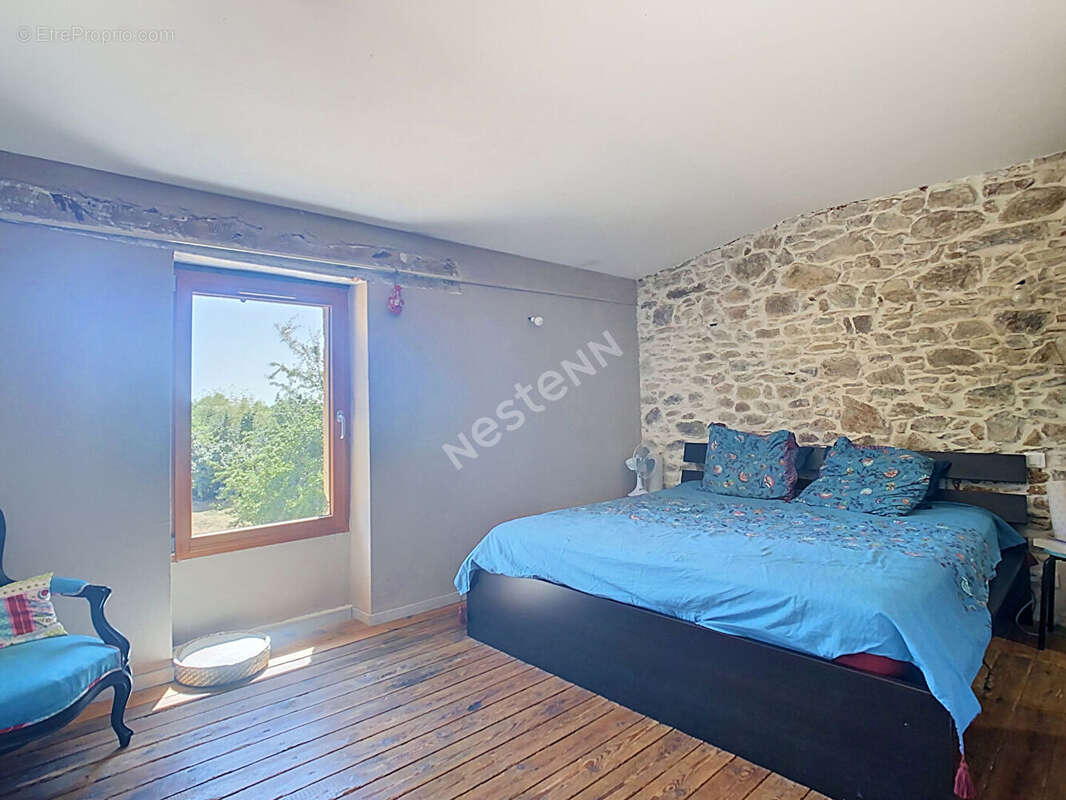 Maison à vendre à Vallet à 1min des commodités, à 1min de l'axe Nantes-Cholet, à 30min de l'aéroport de Nantes atlantique, à 5mi - photo 24