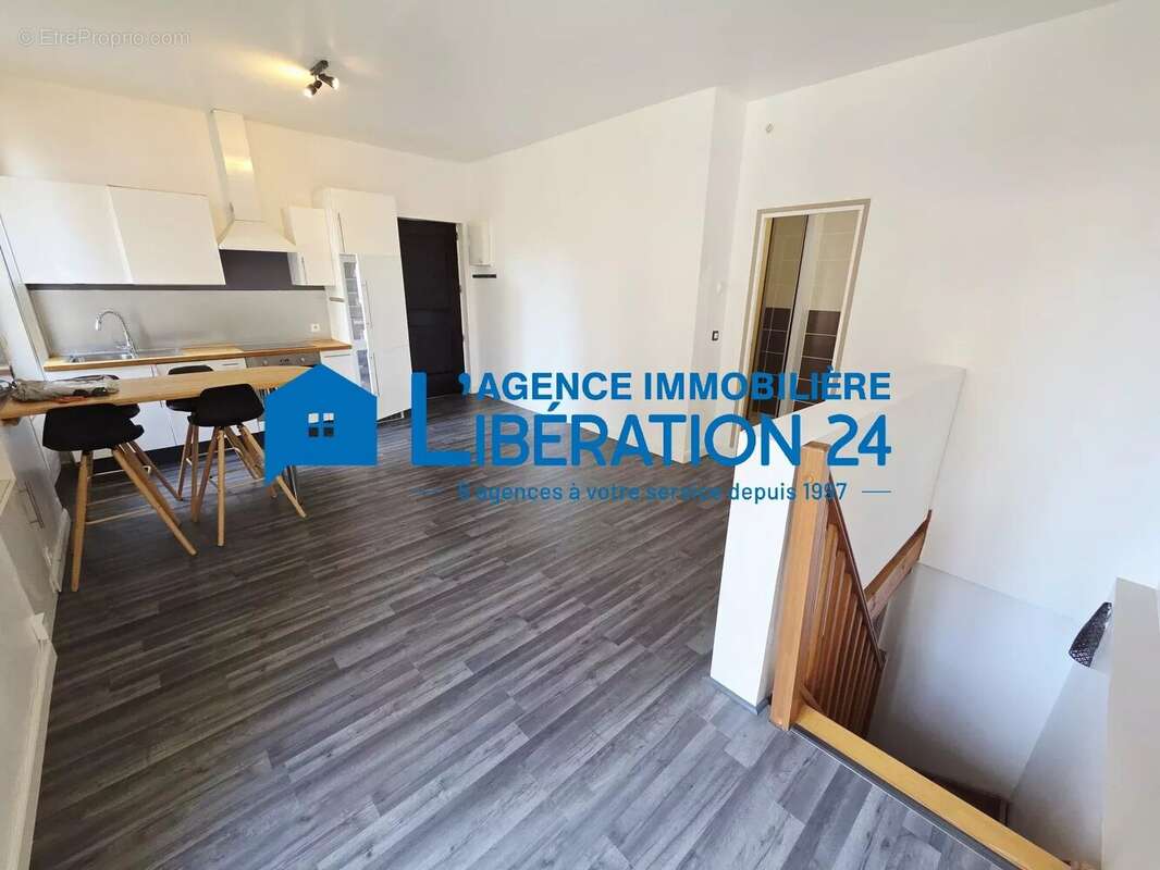 Appartement à SAINT-ETIENNE