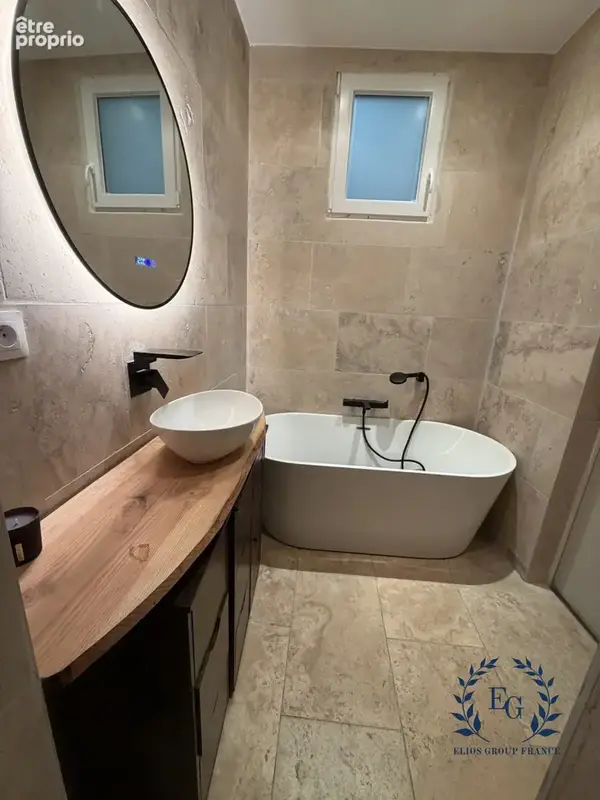 Maison 5 pièces 124 m² à vendre à Saint-Maximin-La-Sainte-Baume (83470) - photo 4