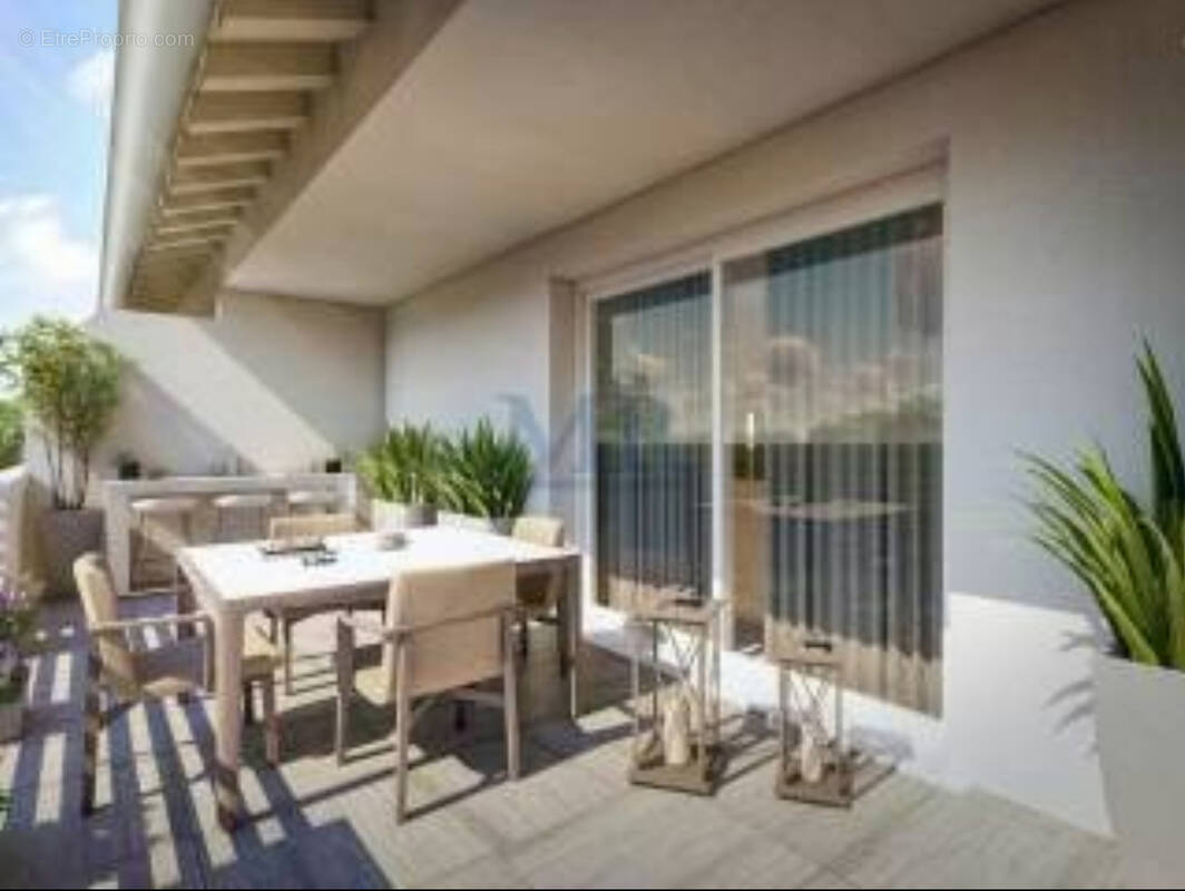 Appartement à ARLES
