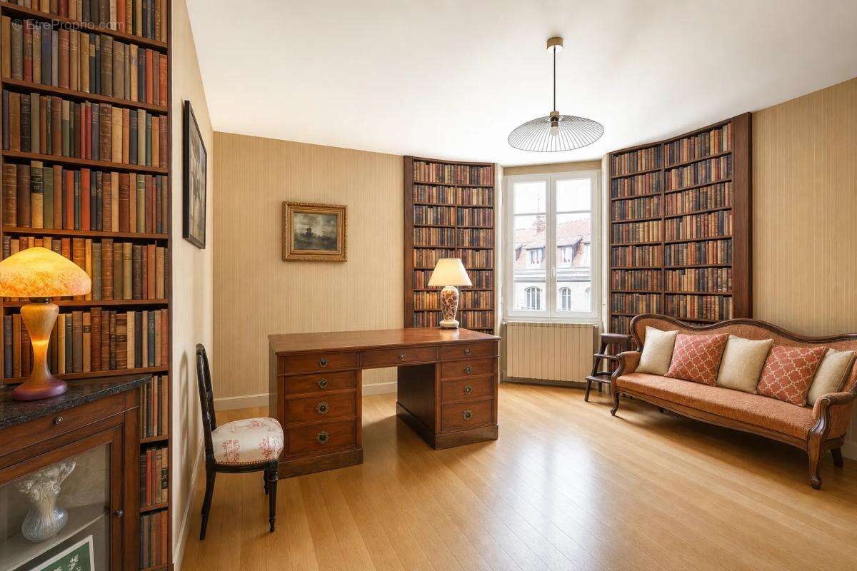 Appartement lumineux et spacieux centre Reims - photo 4