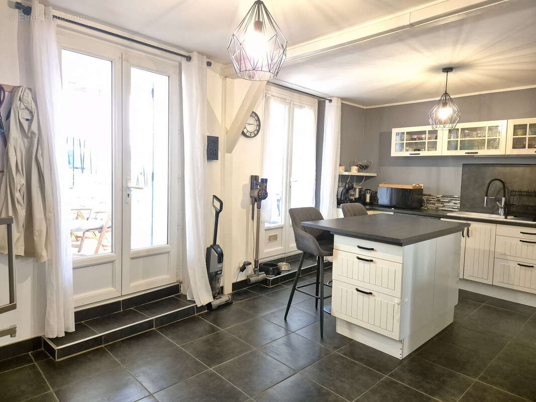 Maison à SERVIAN