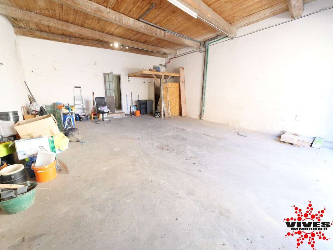 Maison à NISSAN-LEZ-ENSERUNE