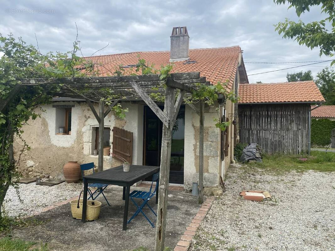 Maison à VANXAINS