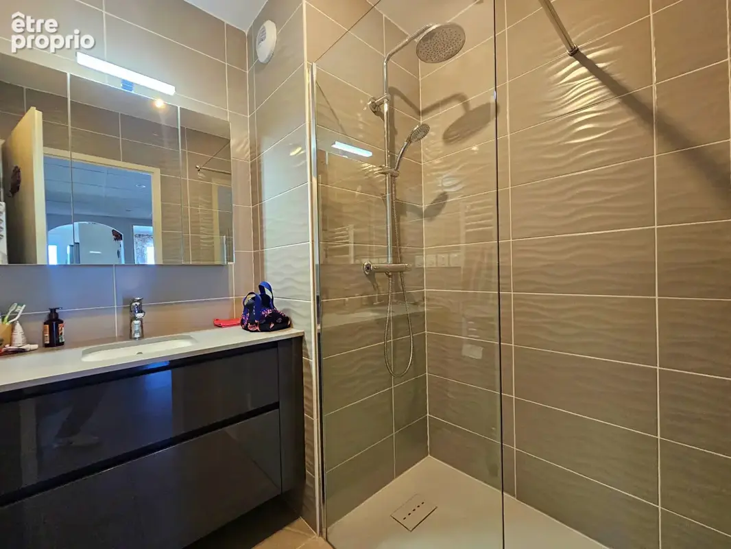 Appartement Villeneuve Les Avignon 4 pièce(s) 89 m2 - photo 10
