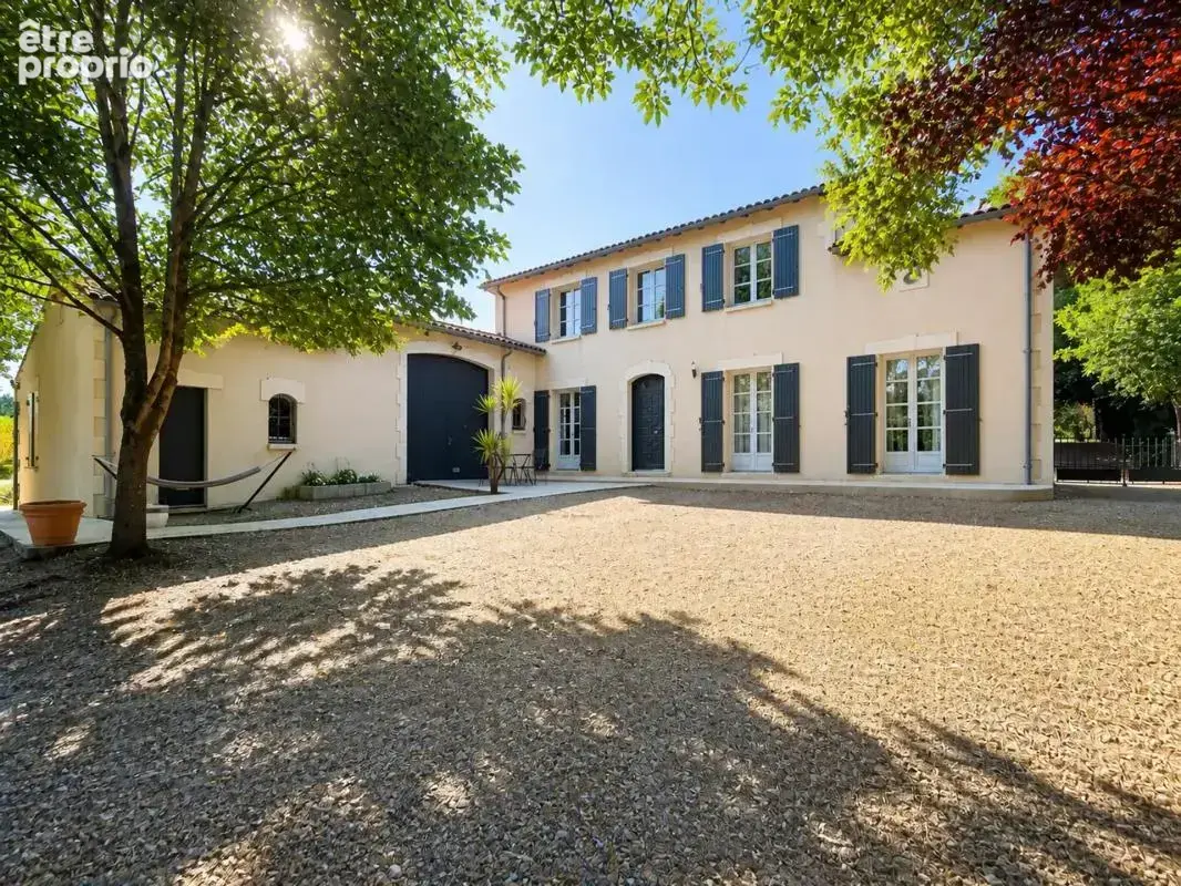 Maison de 9 pièces de 183 m² à Linars - photo 16