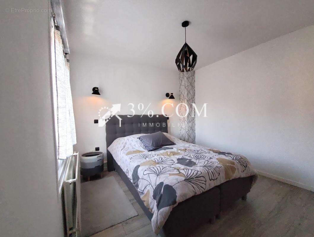 Maison à LA CHAPELLE-D&#039;ARMENTIERES