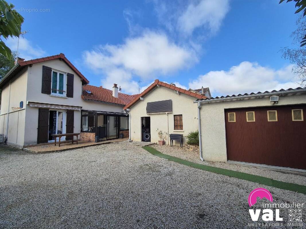 Maison à MILLY-LA-FORET
