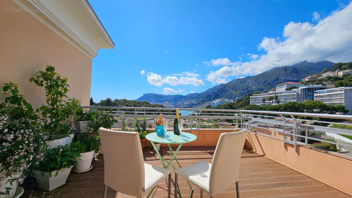 Appartement à ROQUEBRUNE-CAP-MARTIN