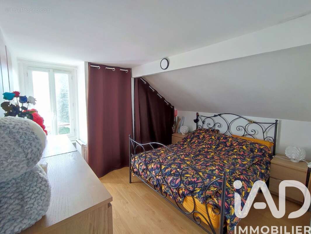 Photo 9 - Appartement à NANTEUIL-LES-MEAUX