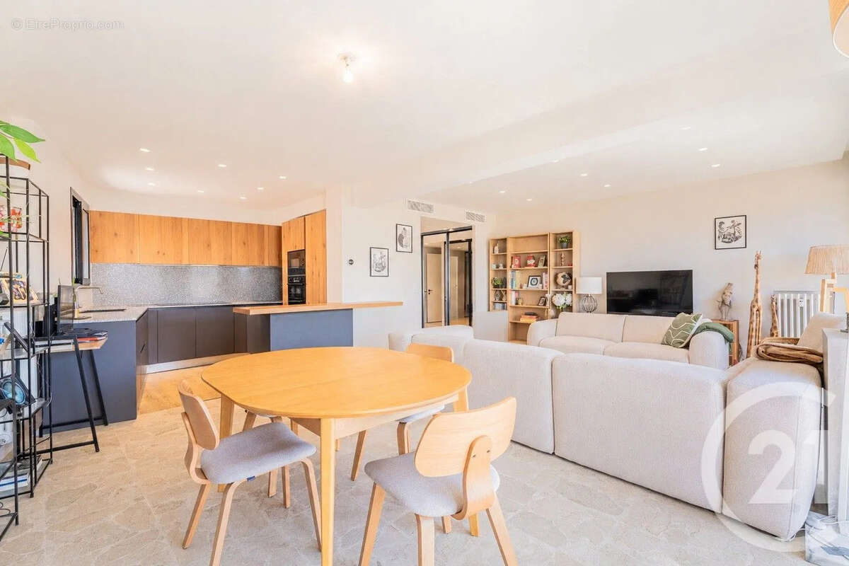 Appartement à BEAULIEU-SUR-MER