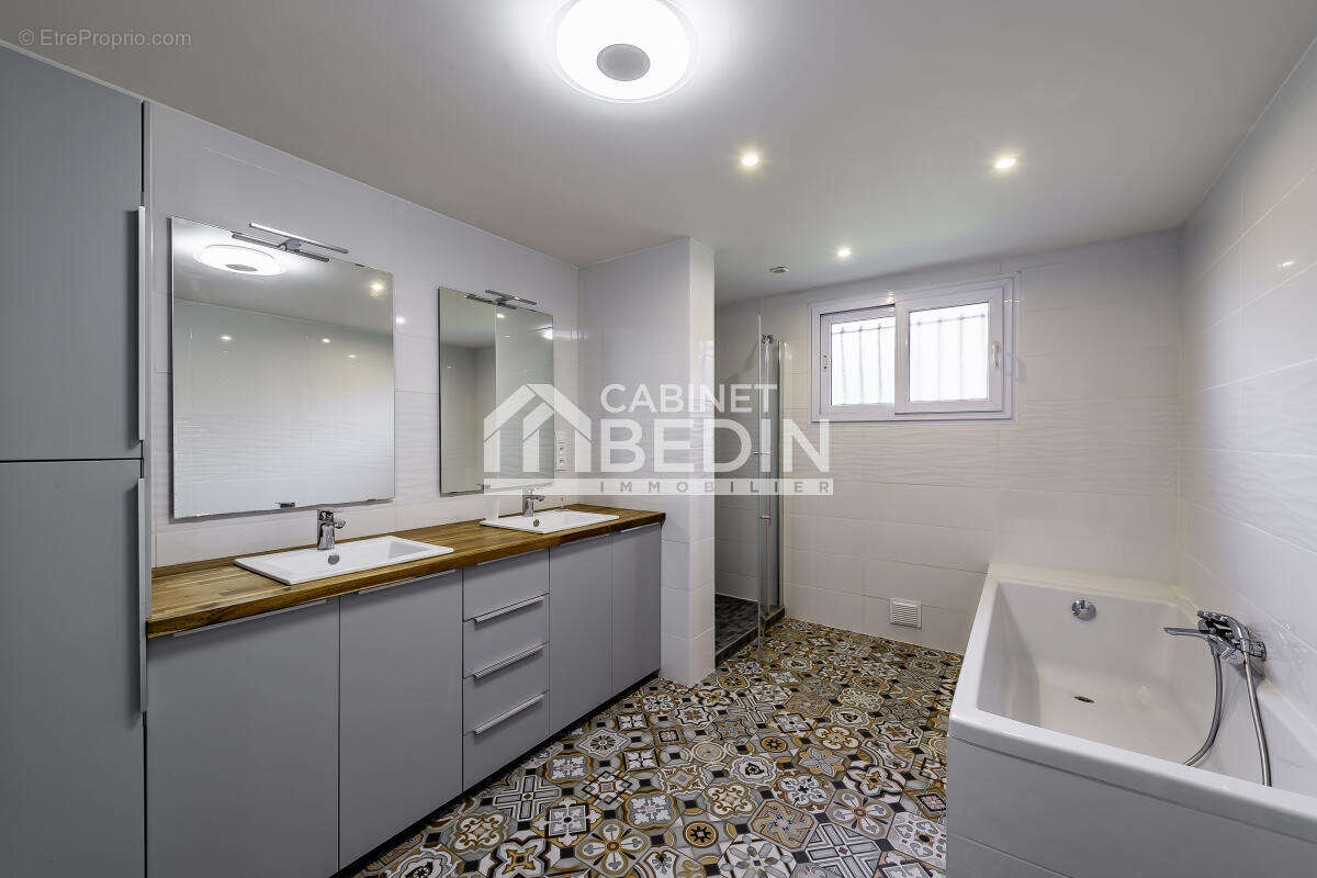 Maison à LE PIAN-MEDOC