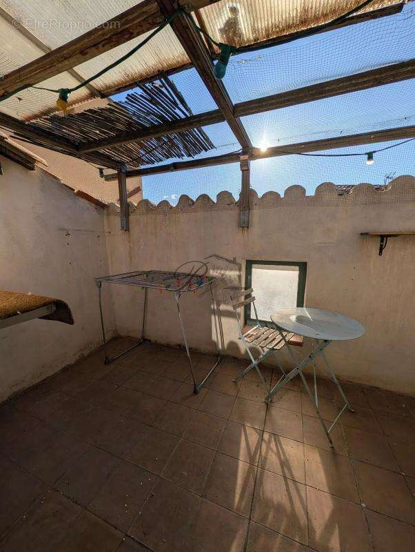 Maison à LA TOUR-D'AIGUES