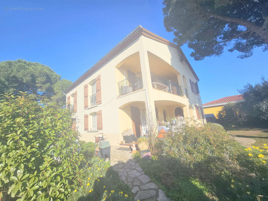 Maison à SAINT-JEAN-DE-VEDAS