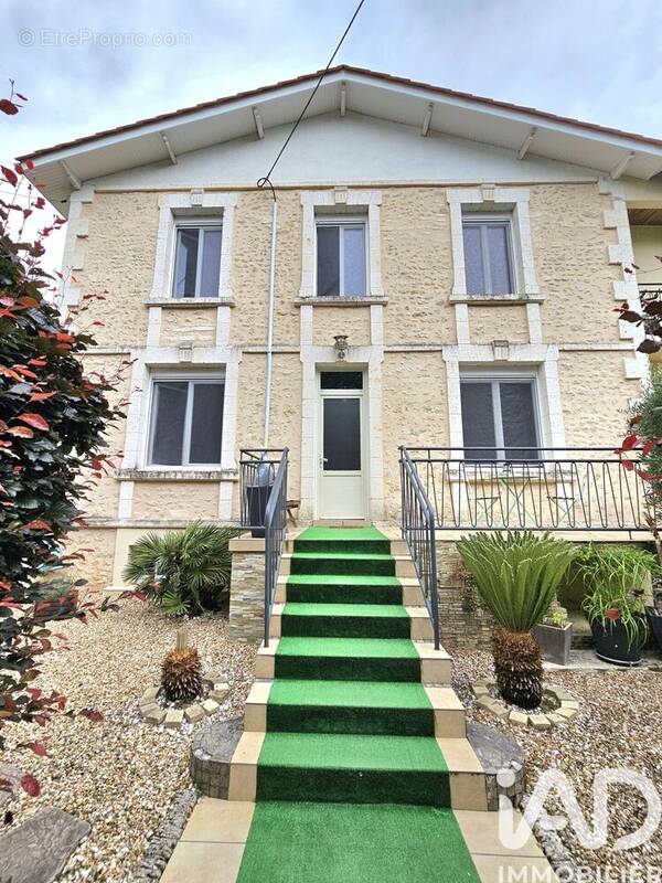 Photo 1 - Maison à MEDILLAC