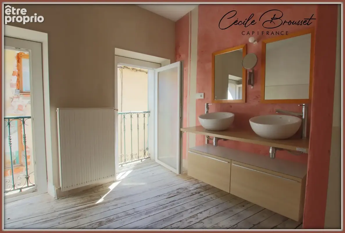 ARLES-SUR-TECH (66150) – Maison de village 5 pièces rénovée avec cour intérieure et possibilité de terrasse - photo 16
